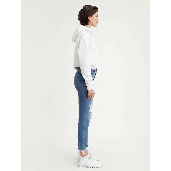 Levi’s 724 High Rise Straight Crop Ripped Jeans - Picture 4 of 7